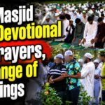 Safa Masjid Sees Devotional Eid Prayers, Exchange of Greetings
